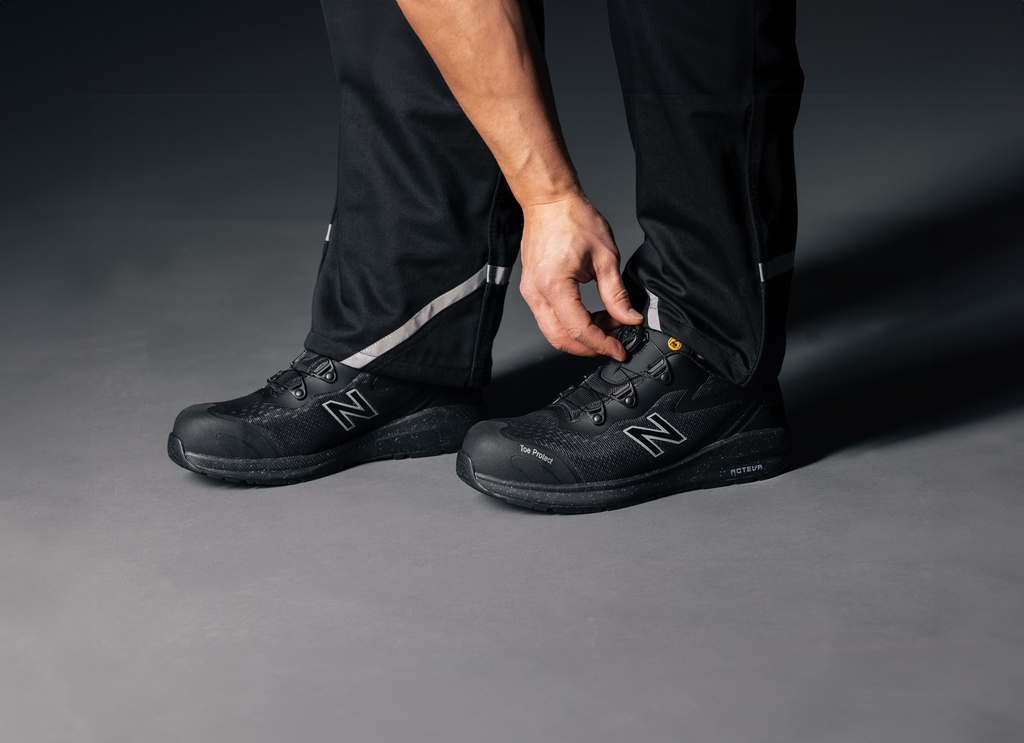 MIDLOGIBOA_schwarz_bild_6