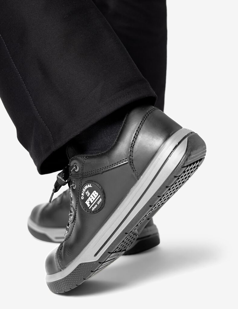 FHB JULIAN Sneaker flach EN ISO 20345-S3